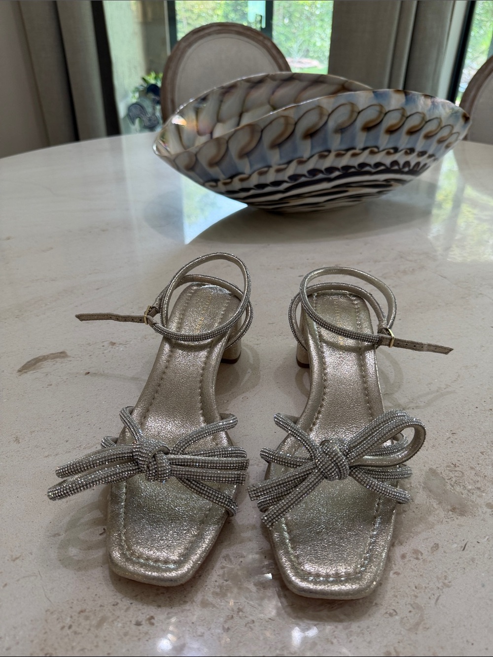 Loefer Randell Metallic Silver Bow Ankle-Strap Sandals - Women brand new